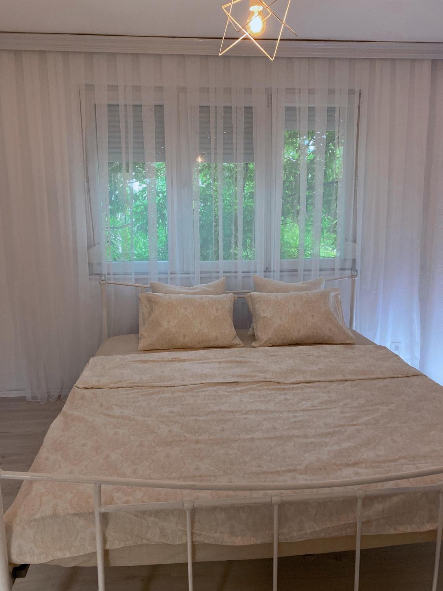Hotspot Apartments - City Center Prishtinë Ngoại thất bức ảnh