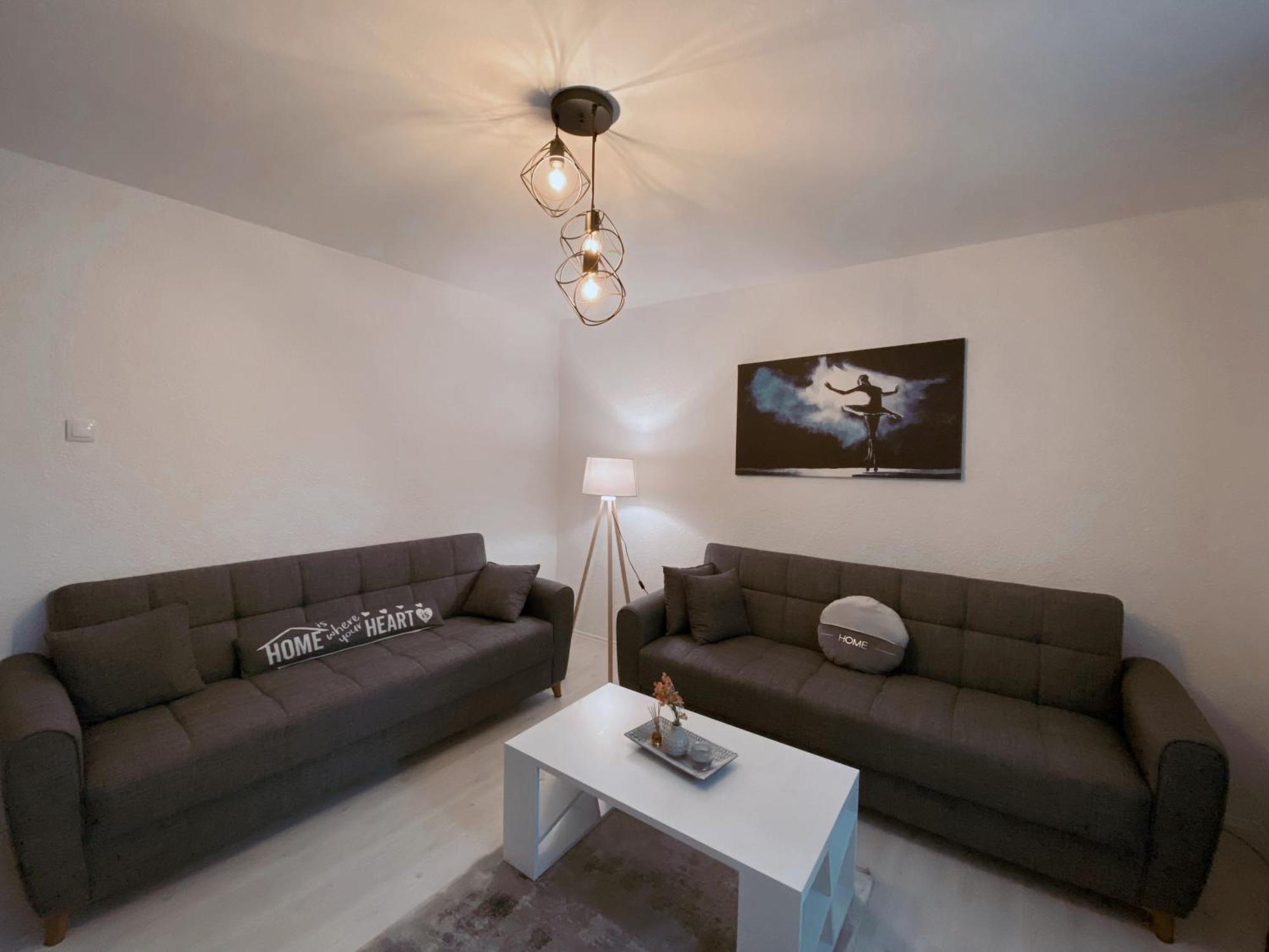 Hotspot Apartments - City Center Prishtinë Ngoại thất bức ảnh