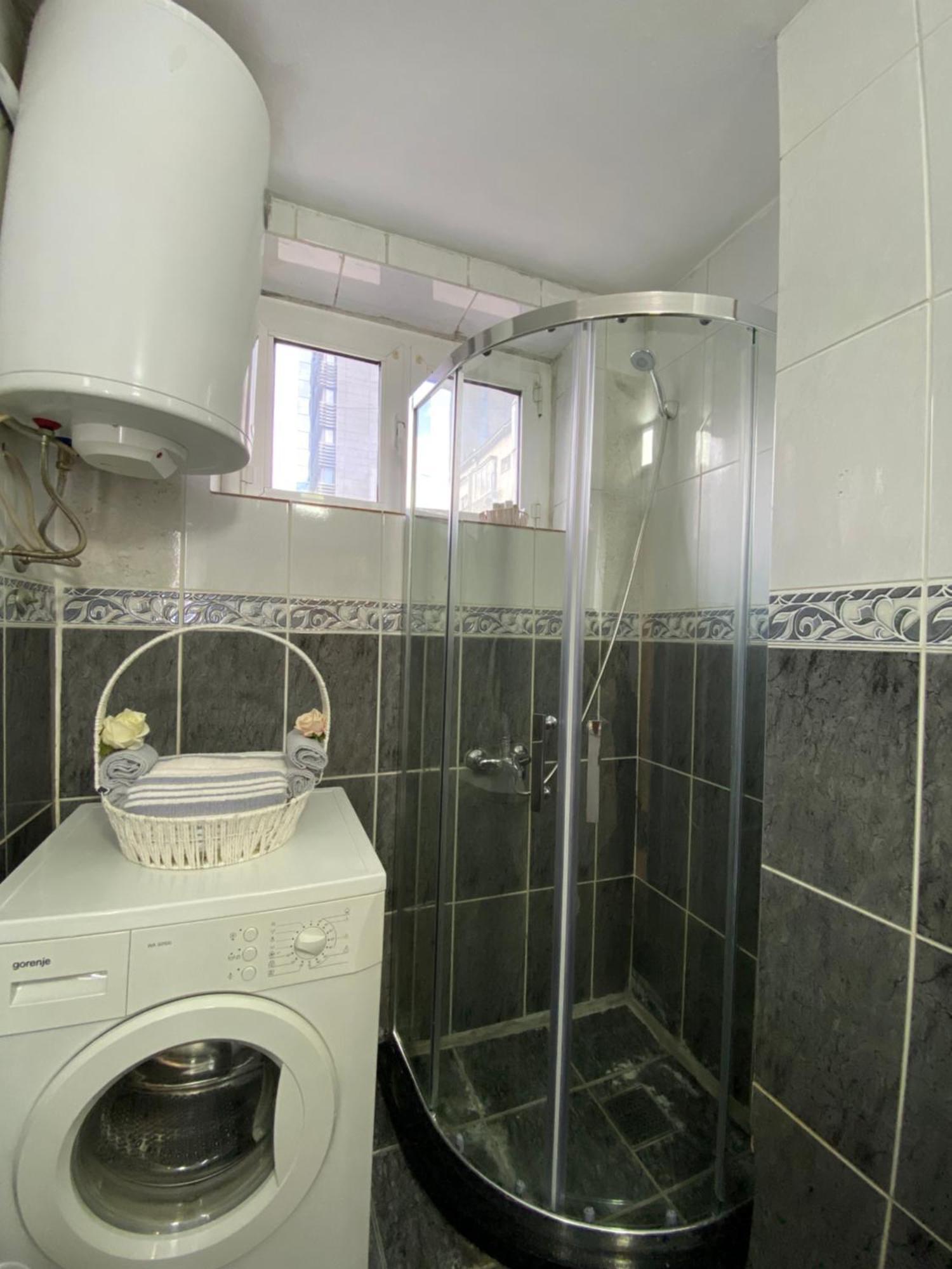 Hotspot Apartments - City Center Prishtinë Ngoại thất bức ảnh